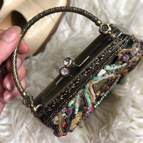 Vintage Beaded Embroidery Hand Bag - Picture 4 of 6